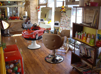 子供 キッズのヘアーカットをもっと楽しく よっしーの畑 お店やサービスを見つけるサイト Bizloop ビズループ サーチ